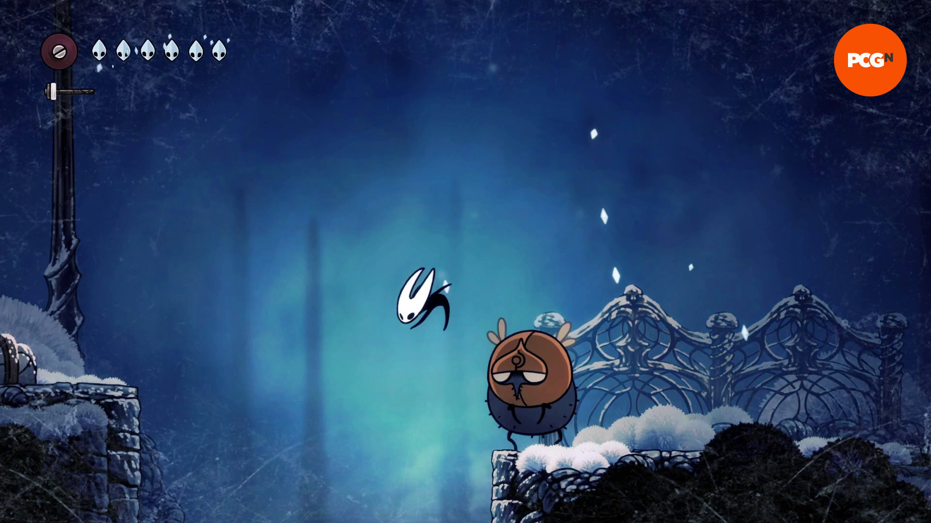 Hollow Knight Silksong Плита: Хорнет перепрыгивает большую бронированную муху