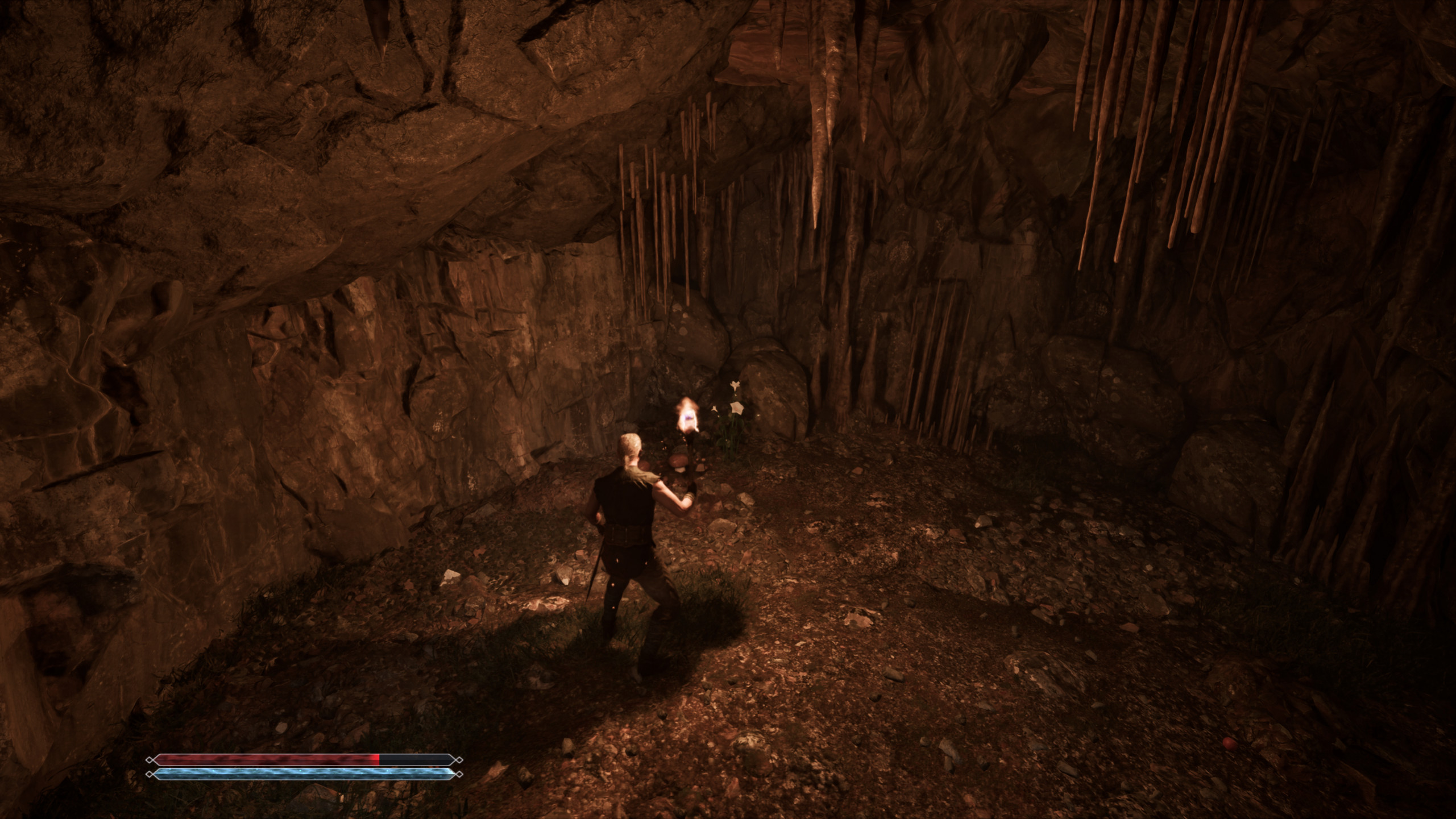 Gothic 1 Remake Забытый рецепт: игрок смотрит на солнечник в тёмной пещере, освещая путь факелом.