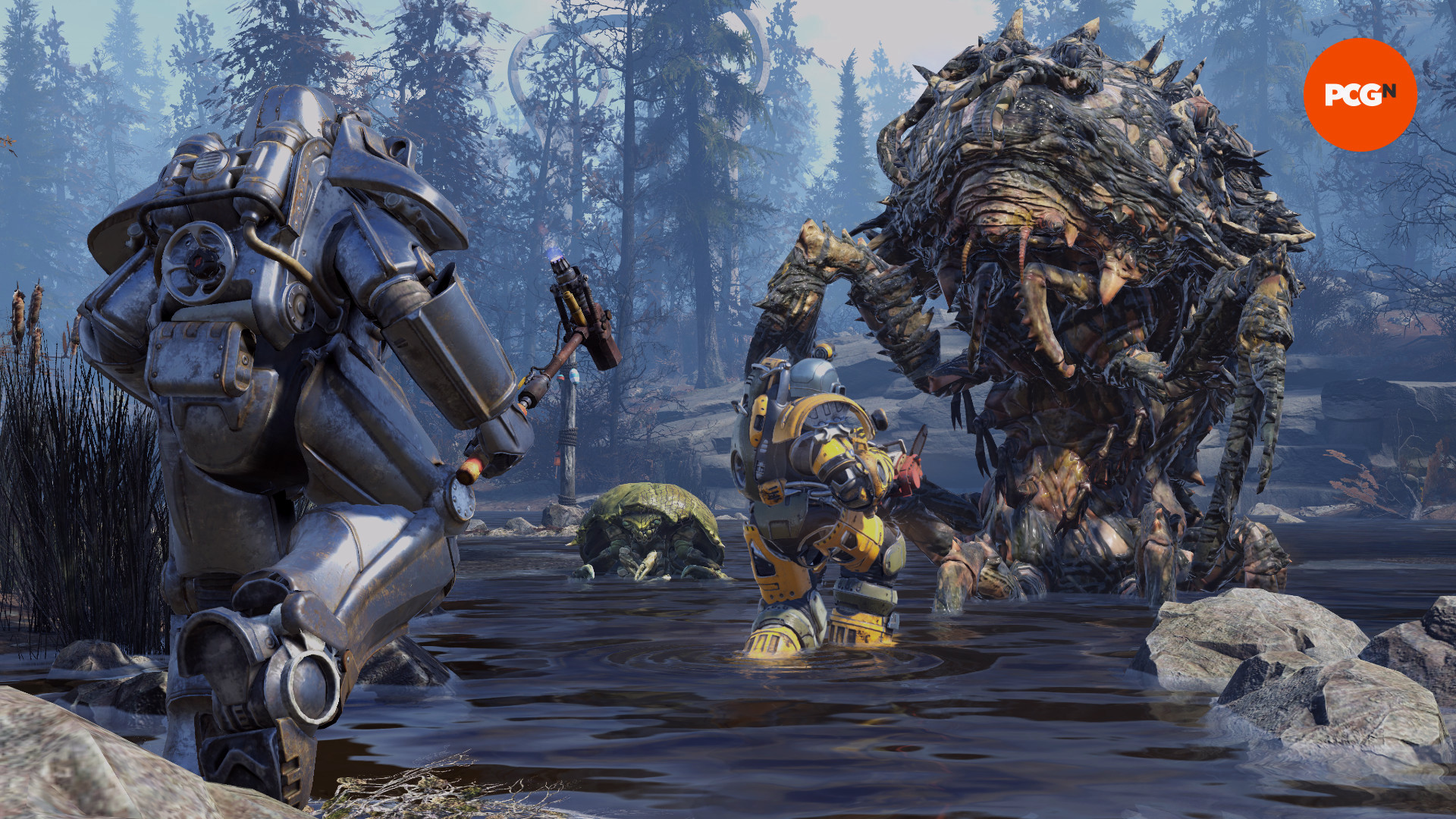 Обновление Fallout 76 Infestations – выжившие в силовой броне сражаются с маткой болотников.