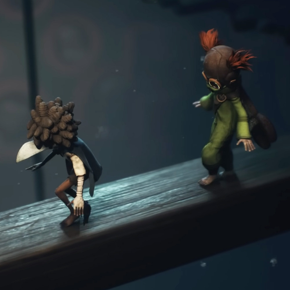 Два персонажа Little Nightmares 3 балансируют на балке один за другим