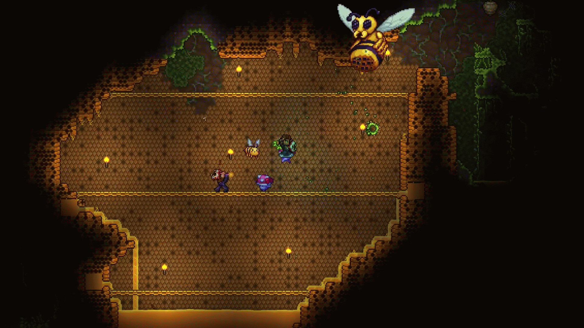Terraria исполняется 15 лет – игроки сражаются с Королевой пчёл.