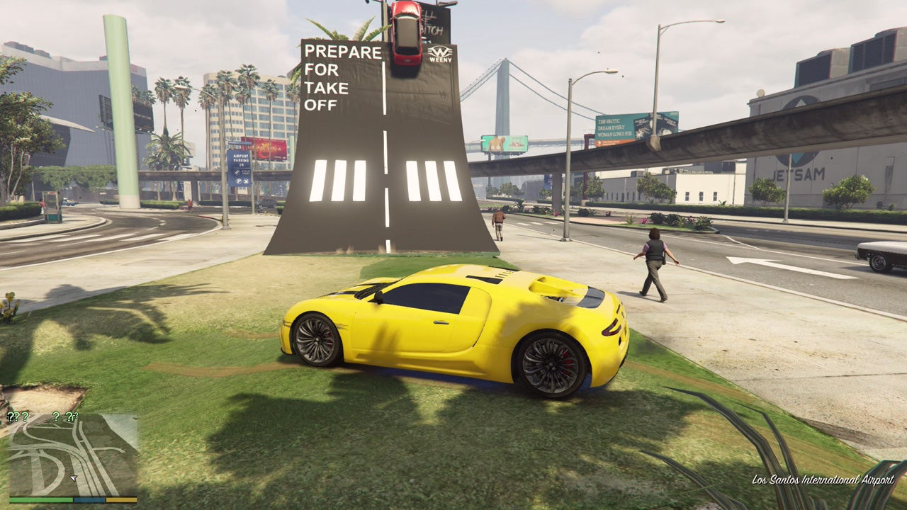 Сорок первый каскадёрский прыжок в аэропорту в GTA 5