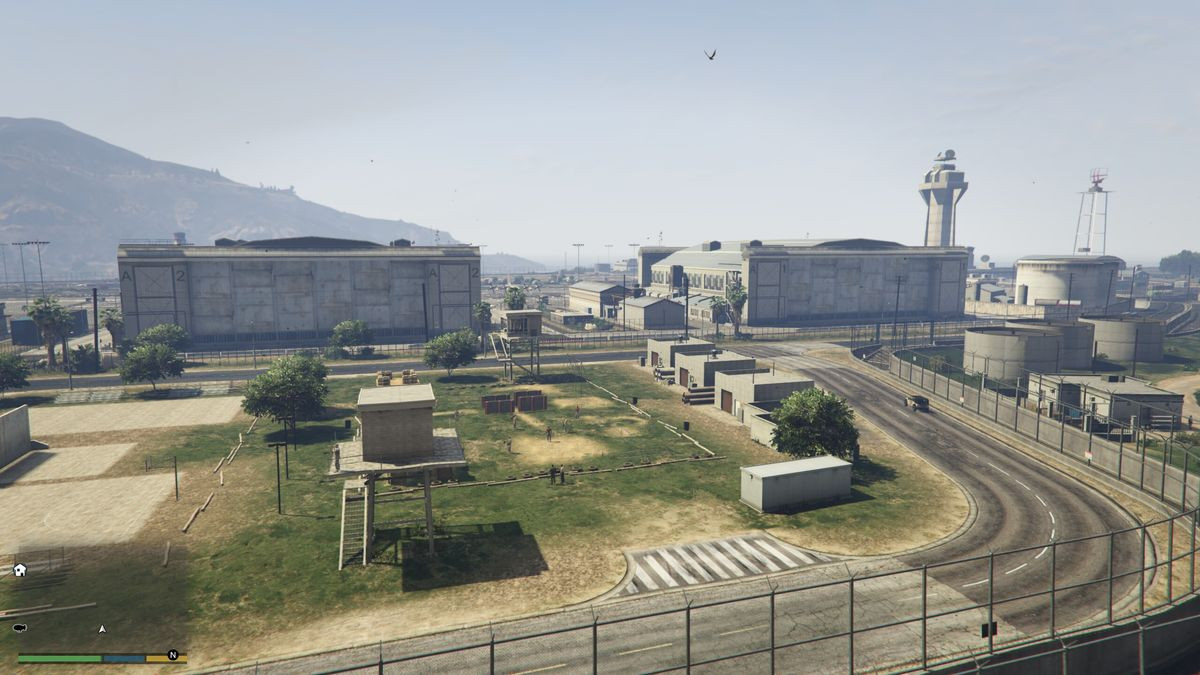 Военная база в GTA 5: заезд на территорию