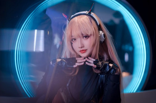 Игра Mirror 2: Project X - Cosplay Album, скриншот