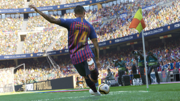 Игра PRO EVOLUTION SOCCER 2019, скриншот